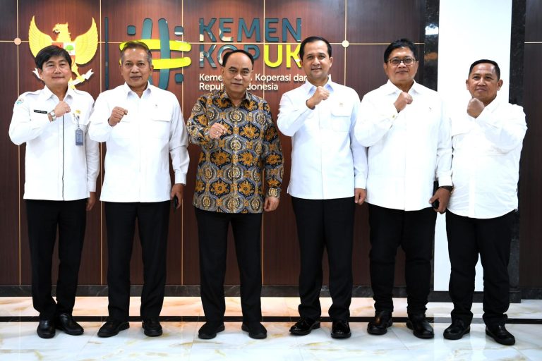 Kemenkop Bersama KemenTrans Siap Bersinergi Bangun Kemandirian Ekonomi di Kawasan Transmigrasi