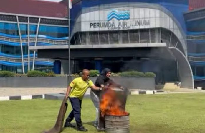 Tingkatkan Kesiapsiagaan Bencana, Perumda Air Minum Tirta Kahuripan Simulasikan Keadaan Darurat