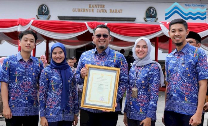 Perumda Air Minum Tirta Kahuripan Raih Penghargaan K3 dari Provinsi Jawa Barat