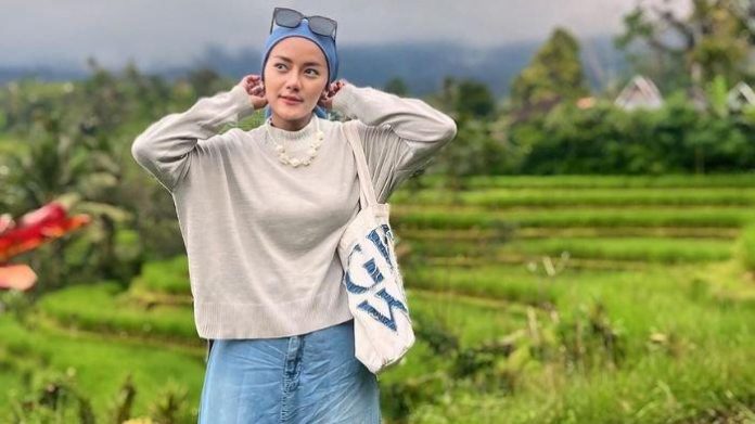 Selebgram Siti Septi Ariyantin