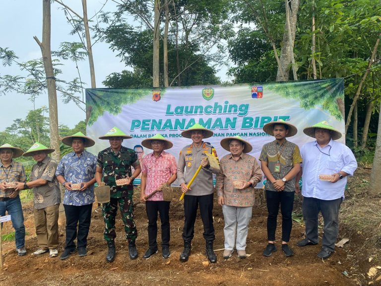 Polresta Bogor Kota dan Pemkot Bogor Launching Program Penanaman Bibit Jagung untuk Ketahanan Pangan Nasional