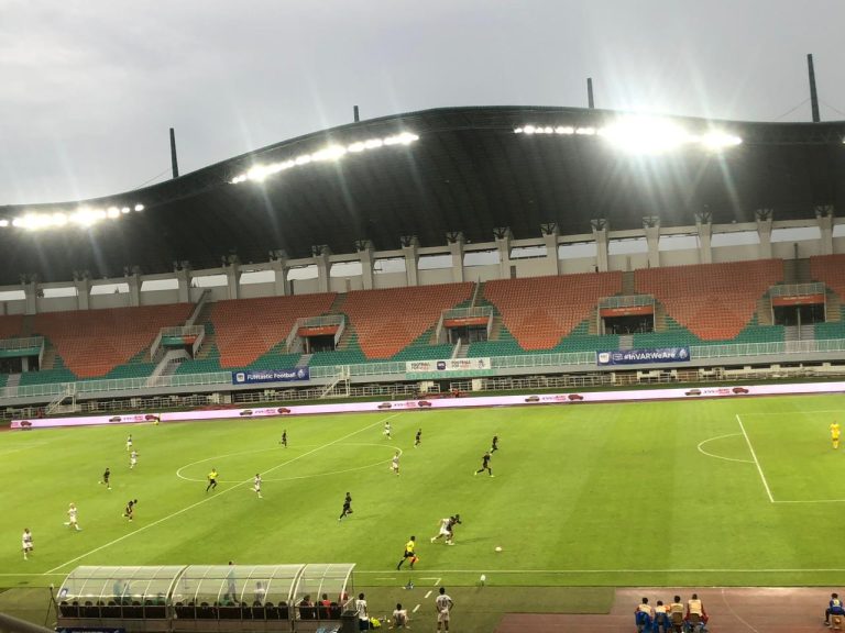 Drama di Menit Akhir, Dewa United FC Tumbangkan PSS Sleman 2-1 di Pakansari