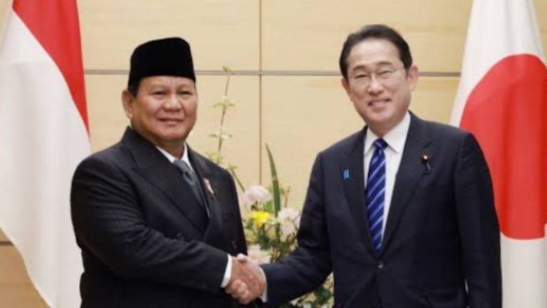 Perdana Menteri Jepang Shigeru Ishiba Minta Oleh-oleh 5 Banner Usai Berkunjung ke Istana Bogor