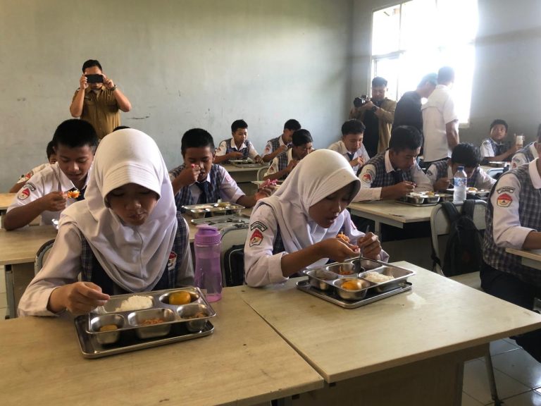 Makan Bergizi Gratis Pemkab Bogor