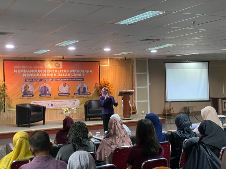 Brand Lokal Bogor Gelar Seminar “Bisnis Jalan Langit” untuk Membangun Mentalitas Wirausaha