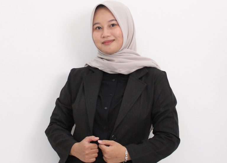 Annisa Tania, Ekowisata, hingga Asisten Dosen