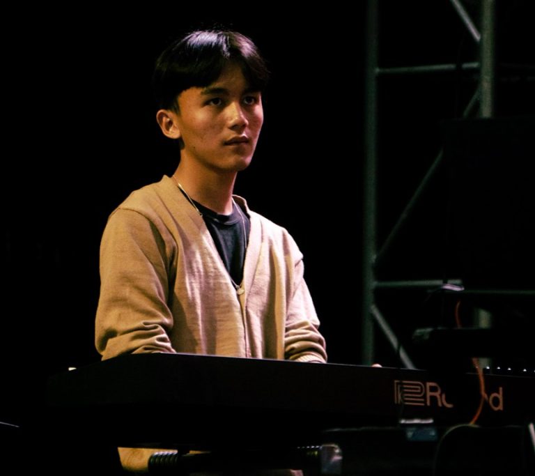 Garam dan Madu, Lagu Jelek, atau Overhate
