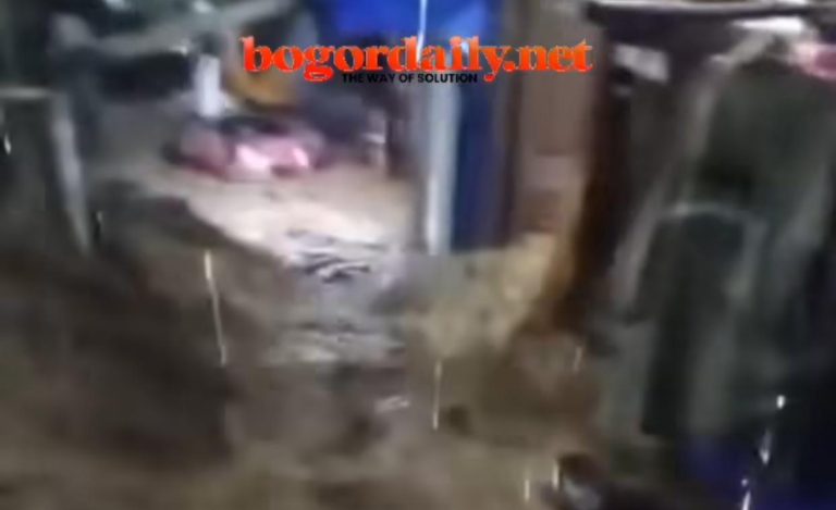 Puncak Bogor Diterjang Banjir Bandang, Satu Orang Dilaporkan Hilang Terbawa Arus