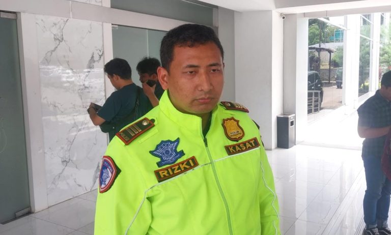 Polisi Pastikan Oknum Anggota Patwal Senggol Pengendara Motor di Puncak Bakal Ditindak Tegas