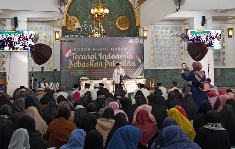 Peringati Nuzulul Quran, Ribuan Jamaah Ikuti “Bogor Ngaos Qur’an” di Masjid UIKA 