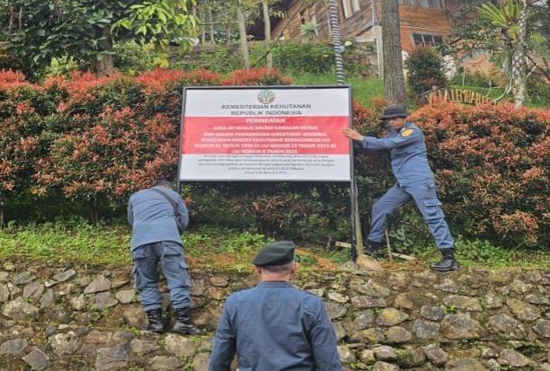 Kemenhut Beri Pengawasan Terhadap Belasan Villa Ilegal di TN Gunung Halimun Salak Bogor