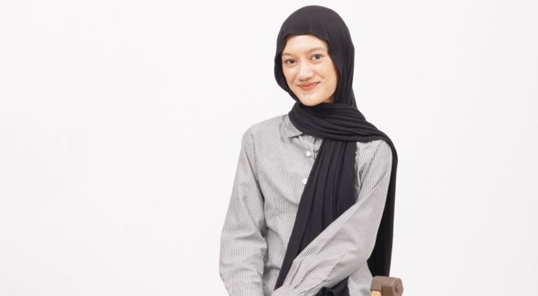 Bika Ambon Ci Mehong Kena Kritik karena Ada Binatang di Dalamnya