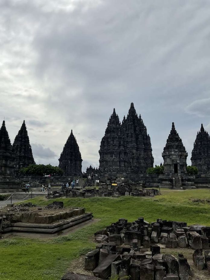 Liburan Keliling Kota di Jawa