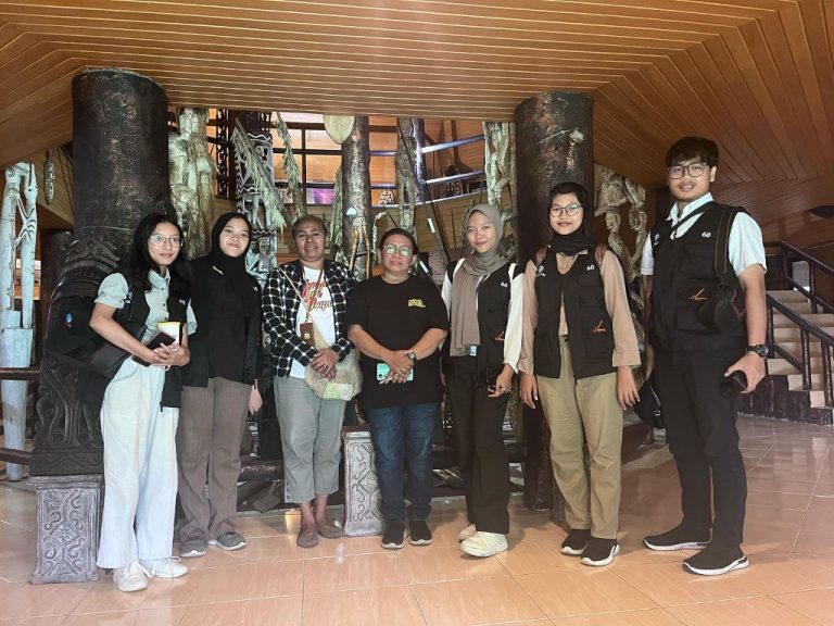 Menyelami Kebudayaan Indonesia di Taman Mini Indonesia Indah