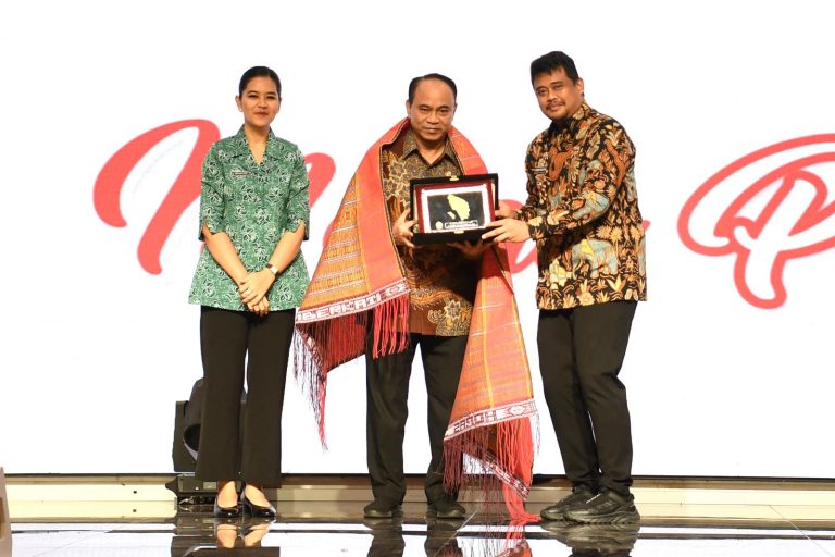 Kemenkop Kolaborasi Bersama Pemprov Sumut Wujudkan Percepatan Pembentukan Koperasi Desa/Kelurahan Merah Putih