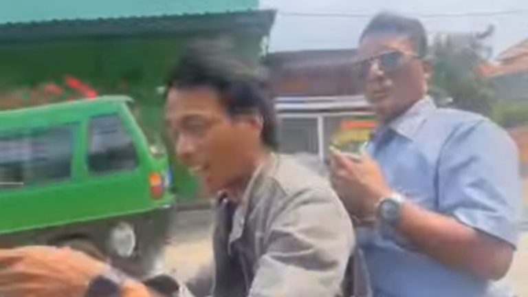 Motor Cash Dituduh Kredit, Pemotor Wanita Lawan Debt Collector Bodong di Bogor