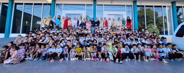 Puncak Tema Pedesaan, Kenalkan Keindahan Desa pada Murid di KB TK Bosowa Bina Insani