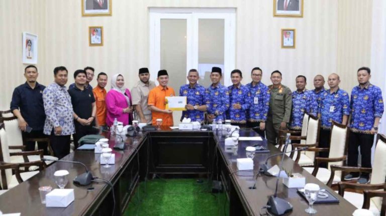 DPRD Kota Bogor dan Pemerintah Kota Satu Visi Berantas Minol Ilegal