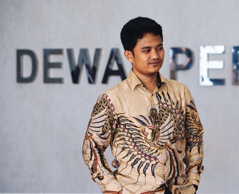 Pendidikan Indonesia di Persimpangan Jalan: Ketidakkonsistenan Kurikulum, Arah Pendidikan Tak Kunjung Jelas