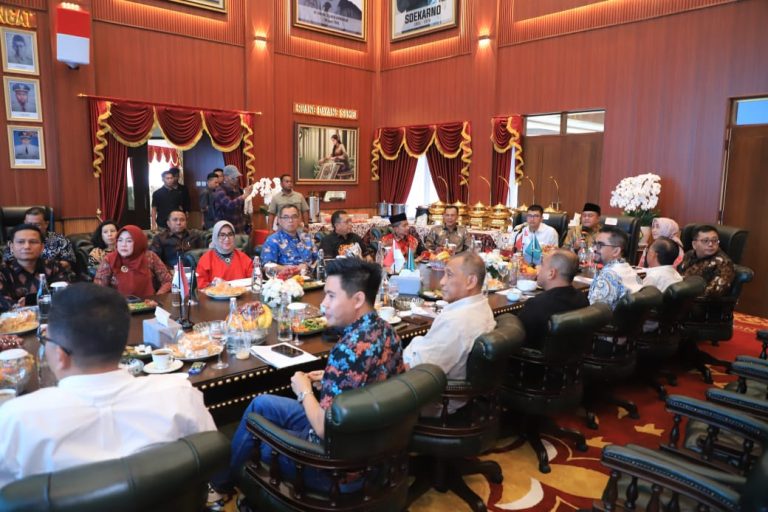 Bahas Sejumlah Isu Strategis, Pemkab Bogor Komitmen Sinergi dengan DPRD Provinsi di Rakor Pembangunan