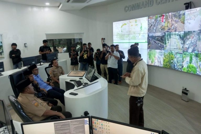Command Center 112 Dinilai Belum Maksimal Tangani Berbagai Aduan Masyarakat (Dumas), Ini Pesan Bupati Rudy Susmanto