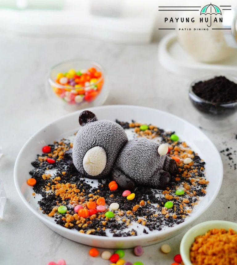 Tanning Bear, Menu Unik Kekinian di Payung Hujan Patio Dining Cibinong