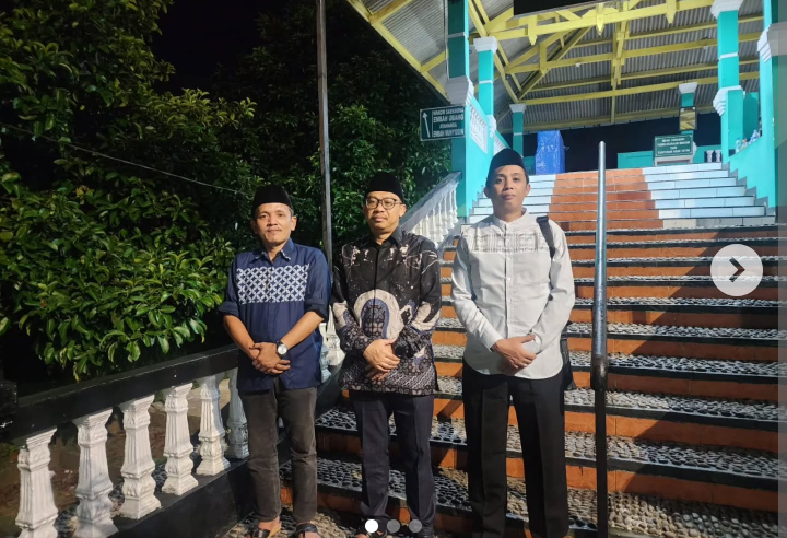 Ingat Kematian, Gus Abdul Somad Ziarah ke 2 Lokasi