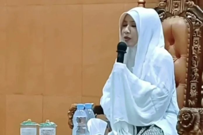 Transgender Ceramah
