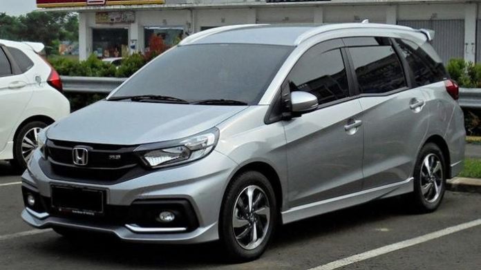 Honda Mobilio bekas