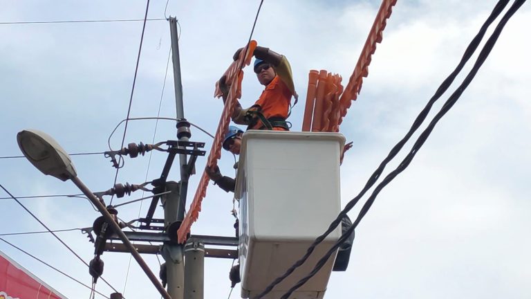 Menjelang Idul Adha 1446 H, PLN UP3 Bogor Perkuat Keandalan Listrik Lewat Pemeliharaan Tanpa Pemadaman