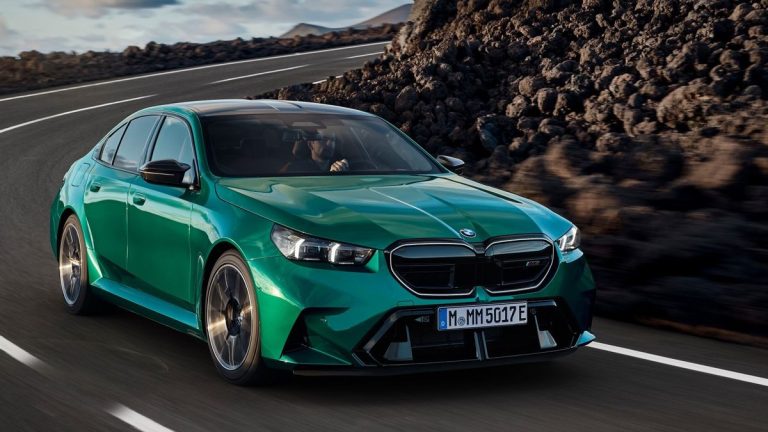 BMW M5 Terbaru Meluncur, Tembus 727 HP dan Harga Hampir Rp5 Miliar