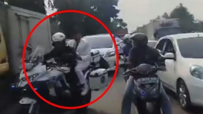 Gubernur Jabar Dedi Mulyadi Ditilang karena Bonceng Motor Tanpa Helm di Bogor