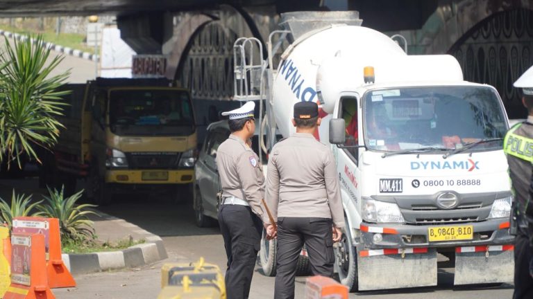 Hari Terakhir Libur Panjang Idul Adha, Kapolres Bogor Pantau Kondisi Arus Lalu Lintas di Sejumlah Titik