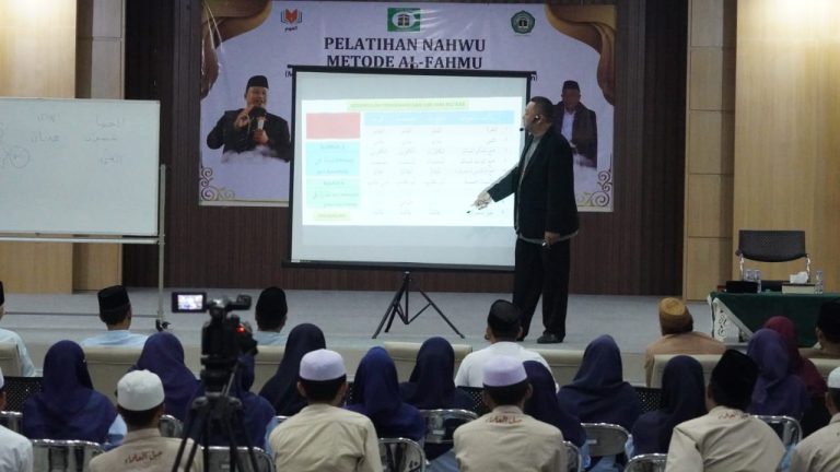 Direktorat Pendidikan PMUQI Gelar Pelatihan Ilmu Nahwu
