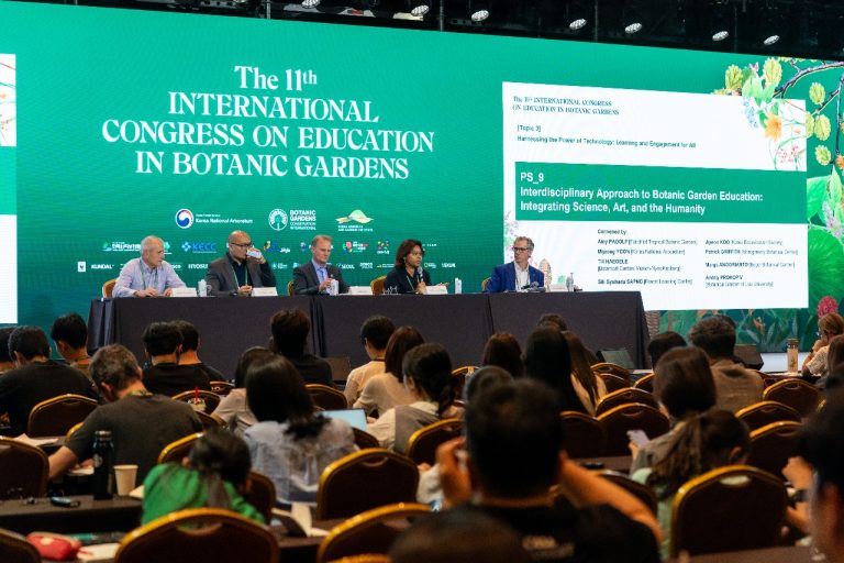 PT MNR Wakili Indonesia dalam Kongres Kebun Raya Internasional