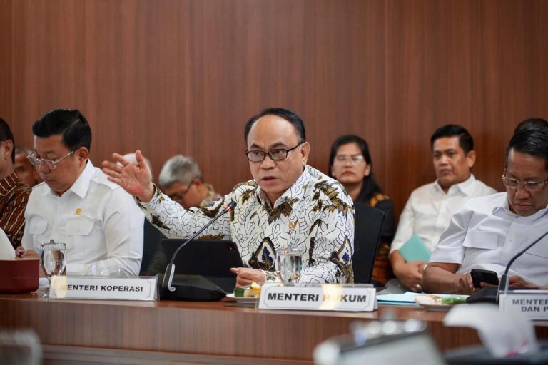 Kopdes/Kel Merah Putih Jadi Penyuplai Bahan Baku dan Dapur MBG, Menkop: Kita Tunggu Perpresnya