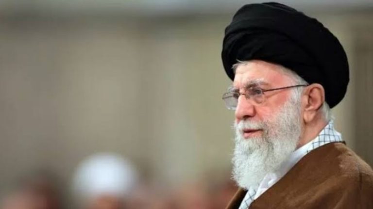 Profil Ayatollah Ruhollah Khomeini, Imam Besar yang Menumbangkan Dinasti Syah Iran