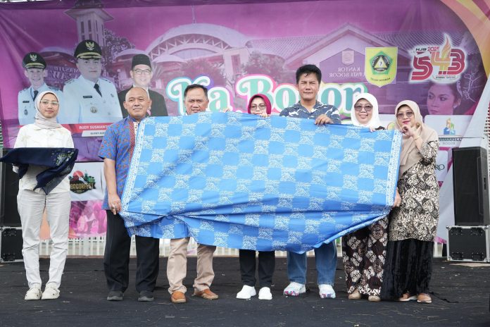 Fashion Show Batik
