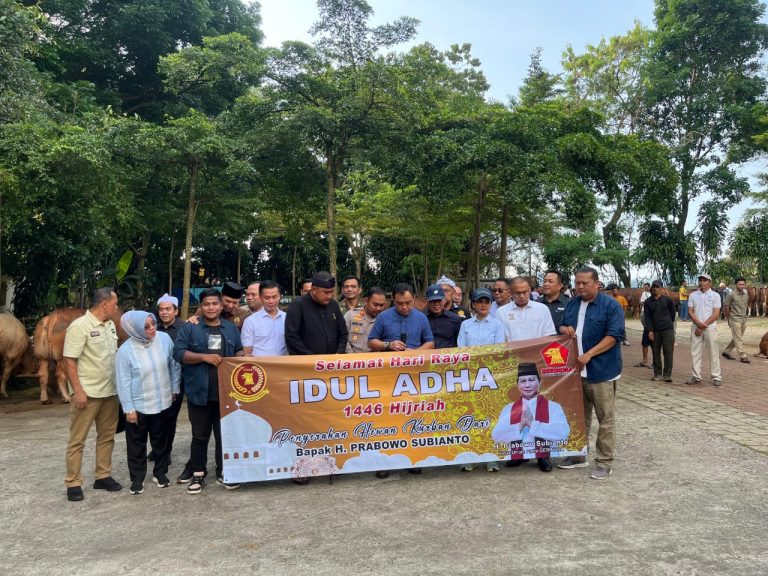 Presiden Prabowo Berikan 58 Ekor Sapi Kurban Kepada Warga Babakan Madang, Rudy Susmanto Sampaikan Terima Kasih