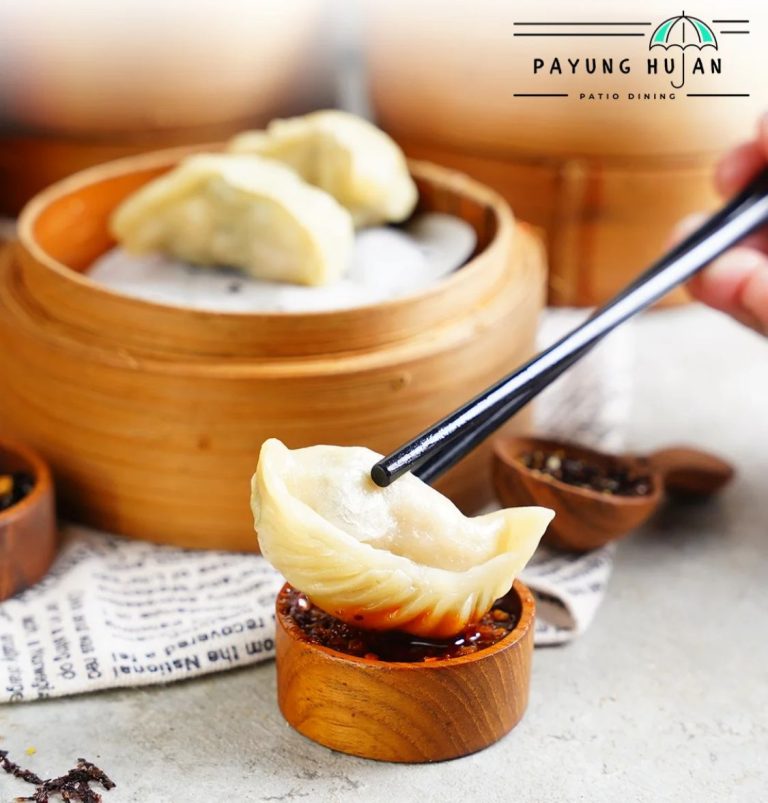 Nikmatnya Gyoza Crispy Juicy ala Payung Hujan Patio Dining, Cocok Jadi Teman Ngeteh Sore