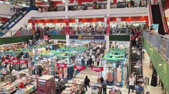 Arti Rojali dan Rohana, Sindiran Lucu yang Serius dari Pusat Perbelanjaan