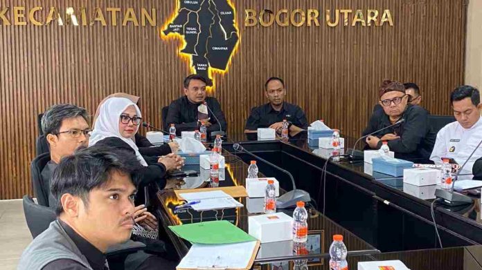 Camat Bogor Utara Gelar Rapat Koordinasi Penanganan Banjir di Tiga Titik Rawan
