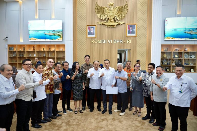 Kemenkop dan Komisi VI DPR RI Sepakat Bangun Basis Data Desa yang Akurat untuk Hapus Kemiskinan