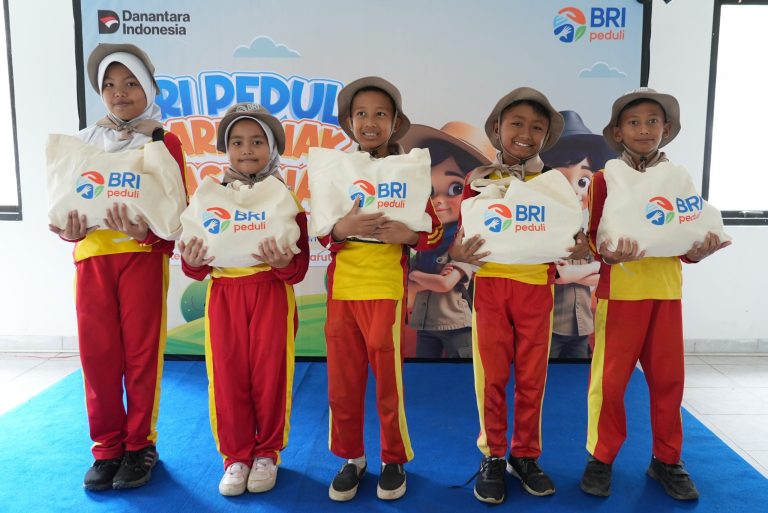 Peringati Hari Anak Nasional, BRI Peduli Dukung Pendidikan Karakter Anak lewat Kegiatan Agroedukasi bagi Siswa SD