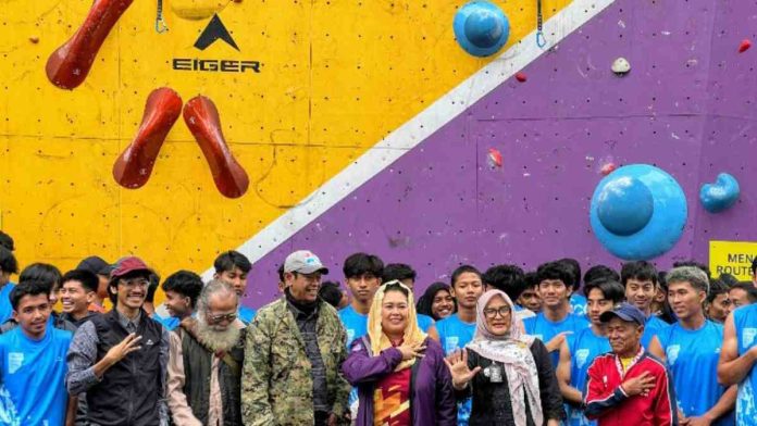 Dimulai Hari Ini! EIGER Buka Kompetisi Panjat Tebing EISCC 2025, Ratusan Atlet Panjat dari Seluruh Indonesia Datang ke Bandung