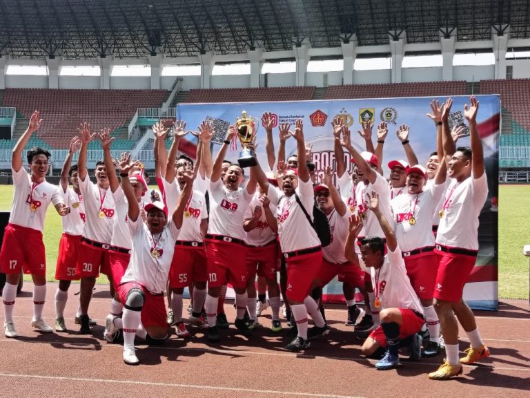 Meriahkan HUT RI ke-80, Polres Bogor Gelar Trofeo Fun Football di Stadion Pakansari