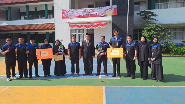 Sekolah Bosowa Bina Insani Rayakan HUT ke-80 RI, Gelar Upacara Hingga Penghargaan Siswa dan Guru Terbaik
