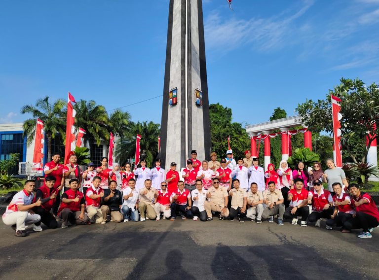 PWI Kota Bogor Ikuti Upacara Pengibaran Bendera FMP di Tugu Kujang