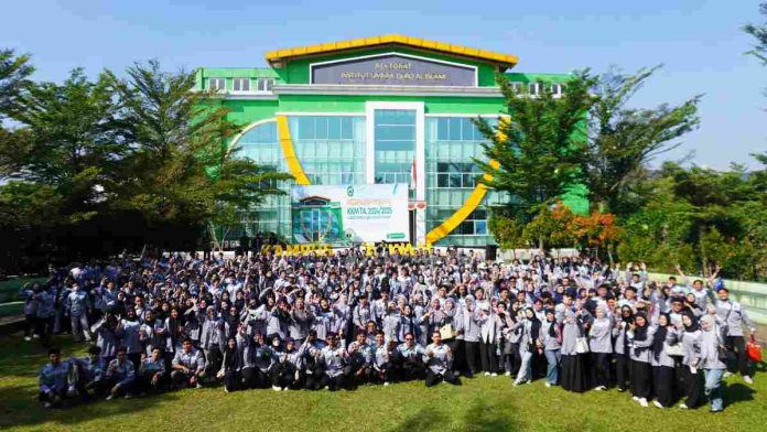KKM IUQI Bogor Resmi Dimulai, Ratusan Mahasiswa Diterjunkan ke Wilayah Kabupaten Bogor