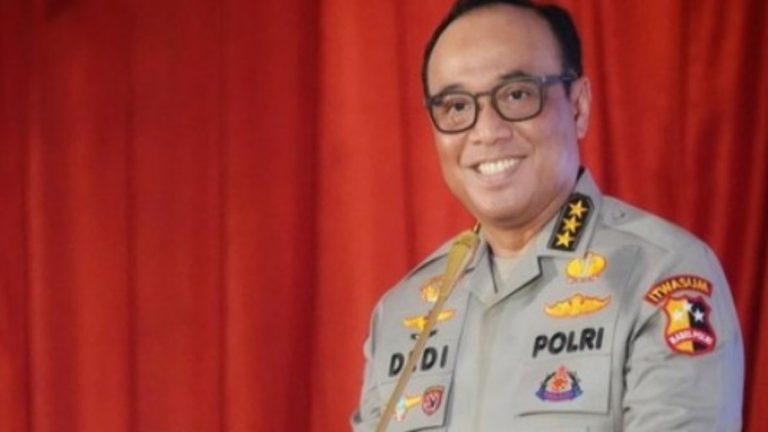 Resmi! Komjen Dedi Prasetyo Jadi Wakapolri, Irjen Karyoto Naik Jadi Kabaharkam
